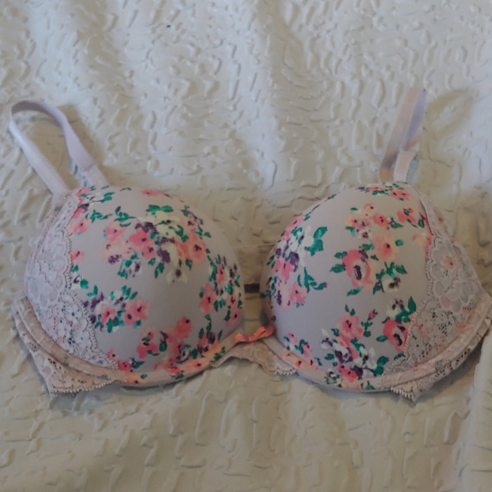 Victoria's Secret Dream Angels Push Up Bra